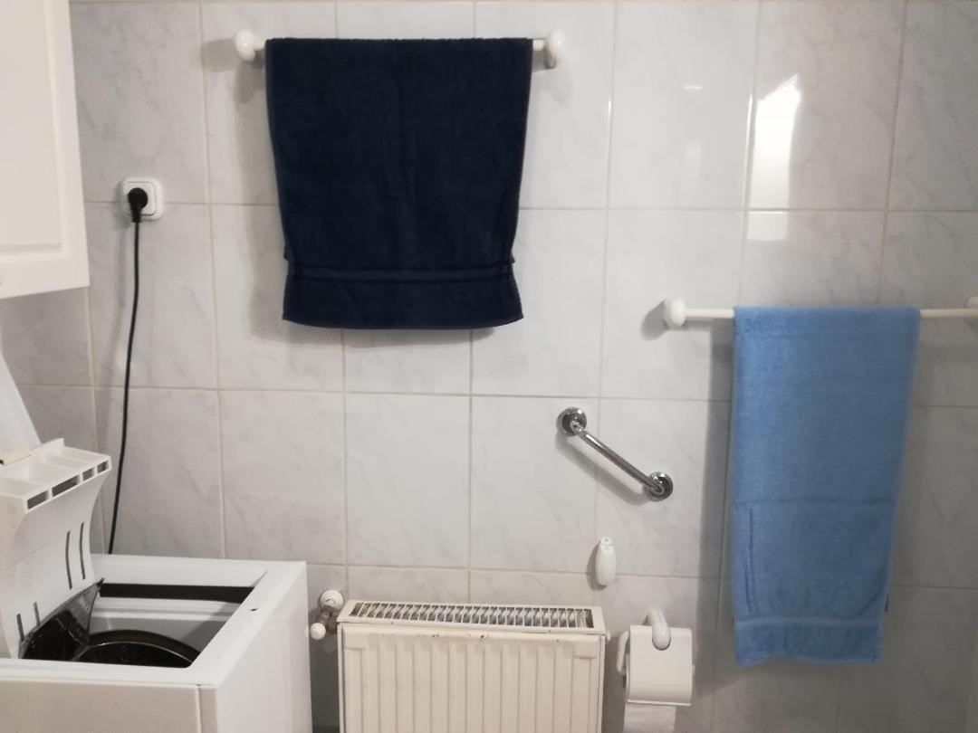 בודפשט Homy Apartment In Buda, With Safe Garage And Terrace מראה חיצוני תמונה