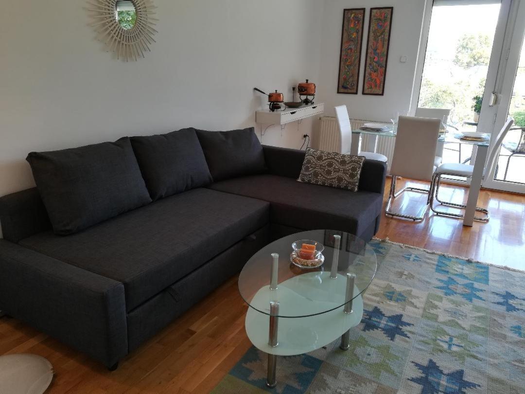 בודפשט Homy Apartment In Buda, With Safe Garage And Terrace מראה חיצוני תמונה